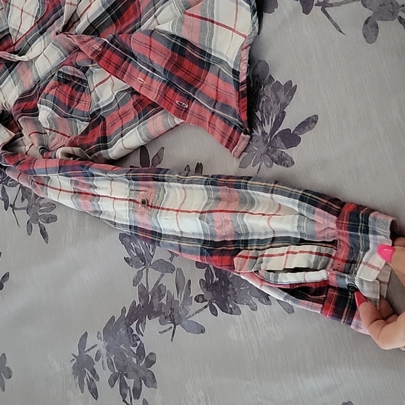 Flannel - Picture 4 of 5